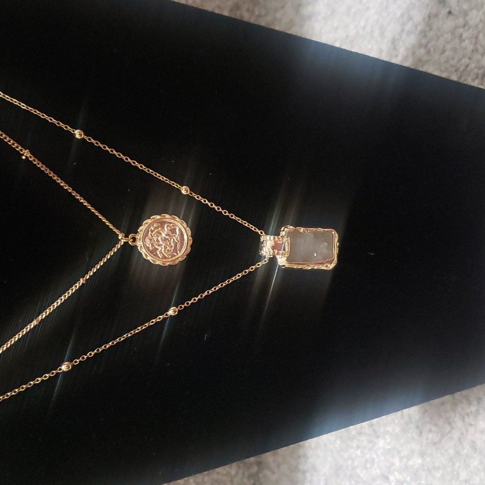 Unbranded layered necklace - Picture 2 of 2